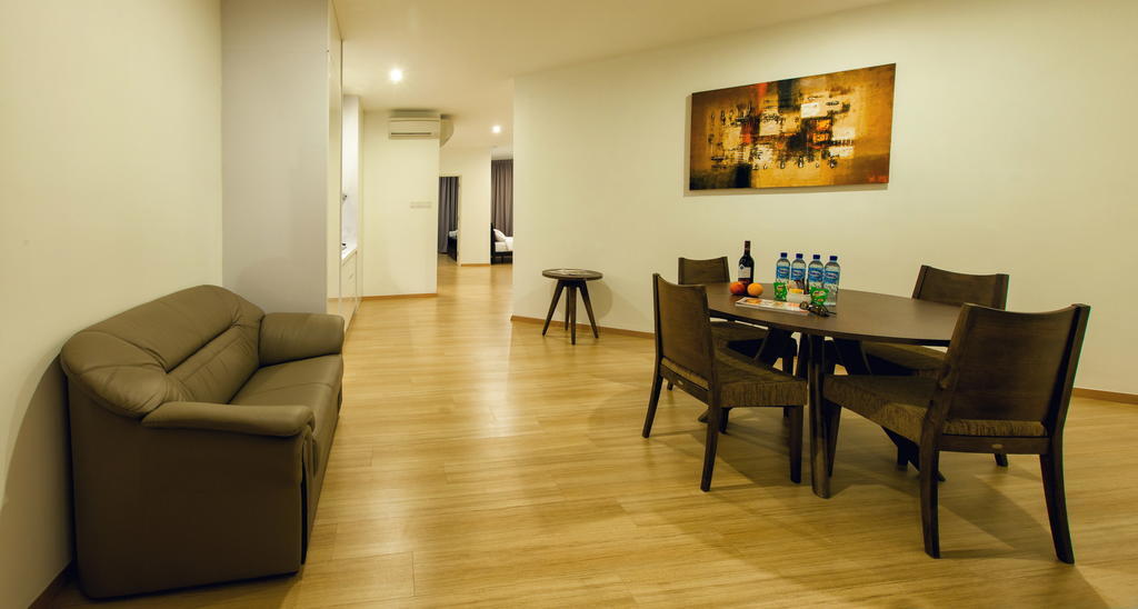 Luxfort 118 Service Suites Tanjung Tokong Kamer foto